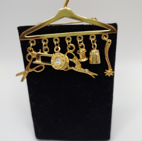 Vintage Gold Tone Hanger Brooch with Sewing Tool Charms - Picture 5 of 5